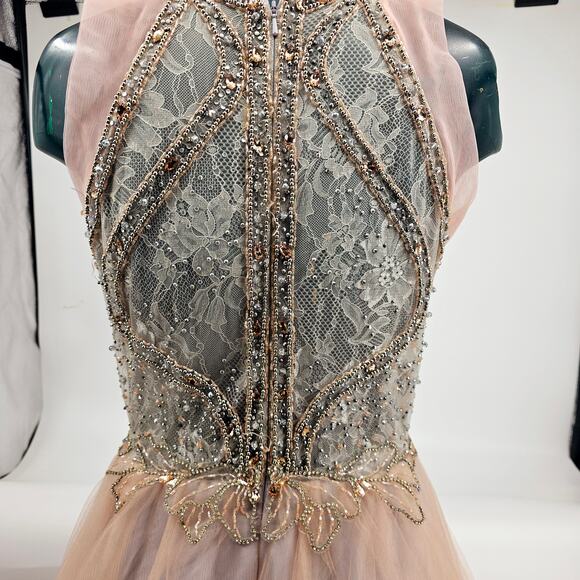 Glamour by Terani Light Peach Blush Beaded Sleeveless Ball Gown Prom Dress 14 L - Picture 4 of 14